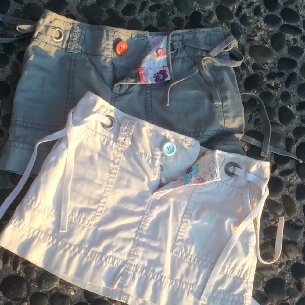 American Eagle Outfitters skirts (2) size 0